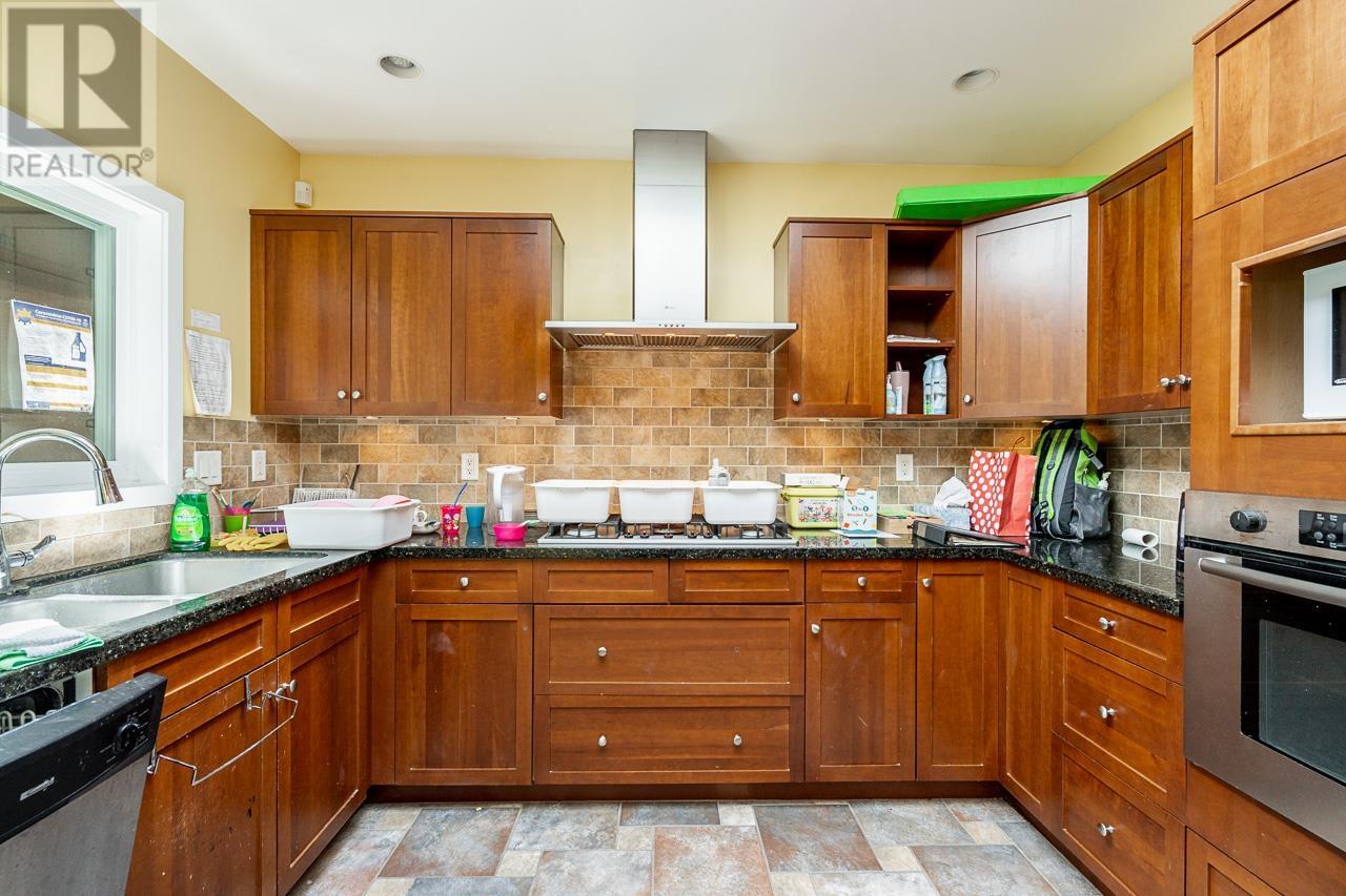 4871 Highlawn Drive, Burnaby, British Columbia  V5C 3T2 - Photo 5 - R2814721