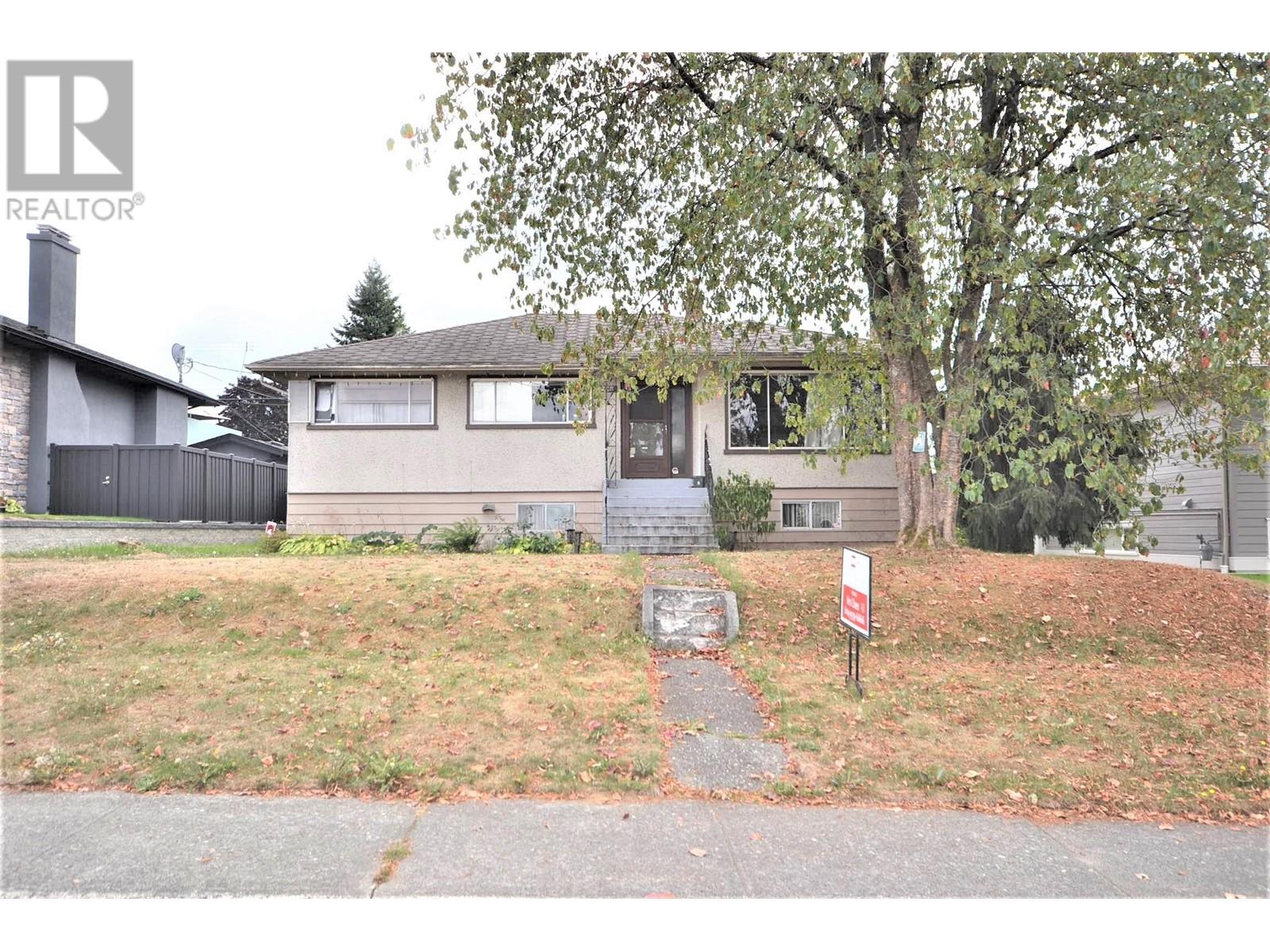 8584 Karrman Avenue, Burnaby, British Columbia  V3N 2M2 - Photo 40 - R2814124