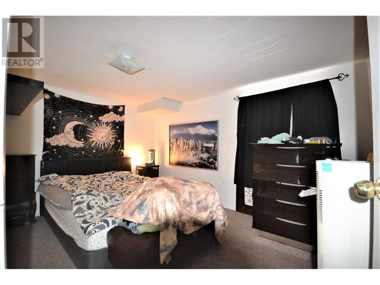 8584 Karrman Avenue, Burnaby, British Columbia  V3N 2M2 - Photo 27 - R2814124