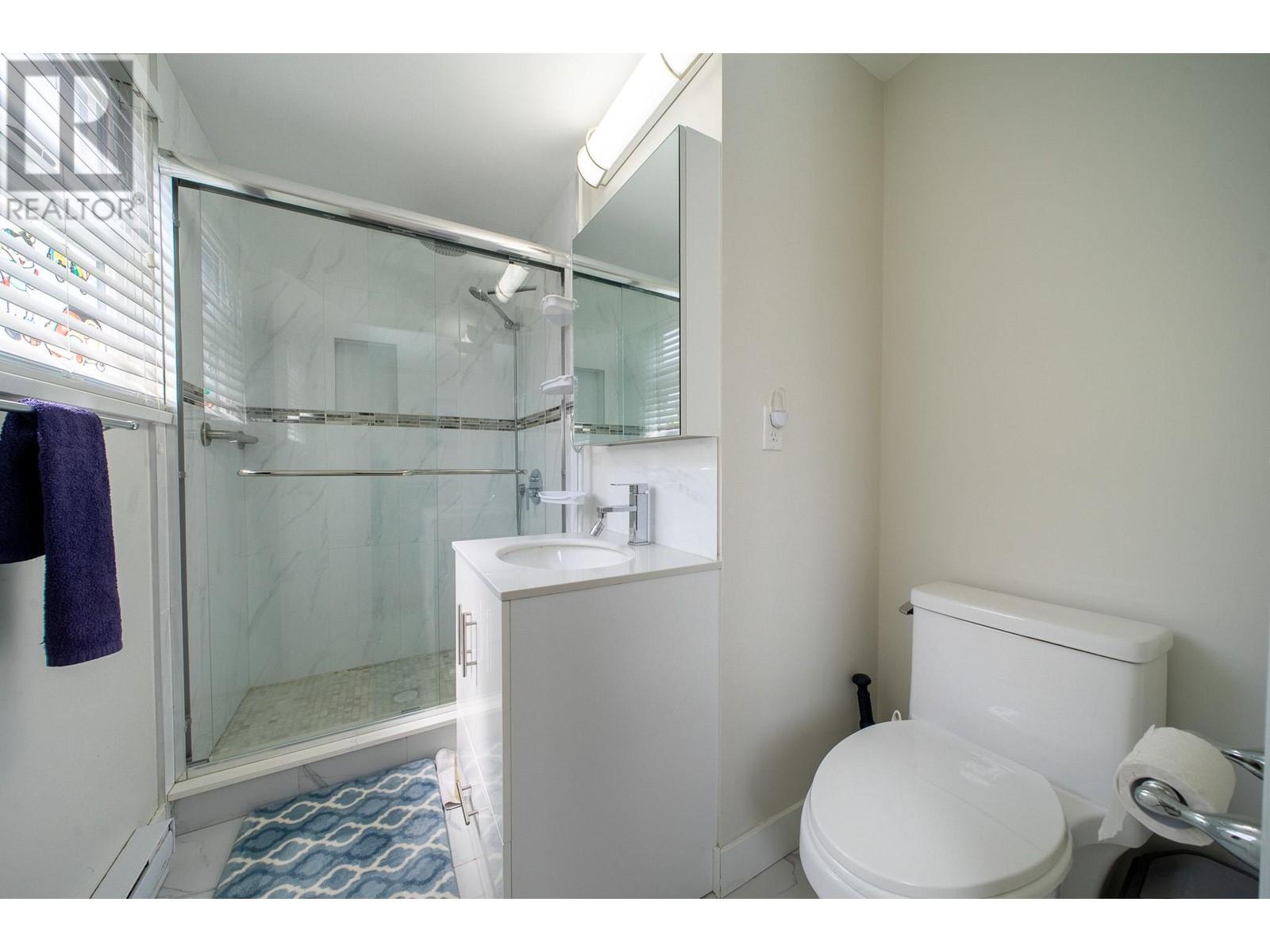 1053 Langara Court, Coquitlam, British Columbia  V3C 6B4 - Photo 16 - R2814785