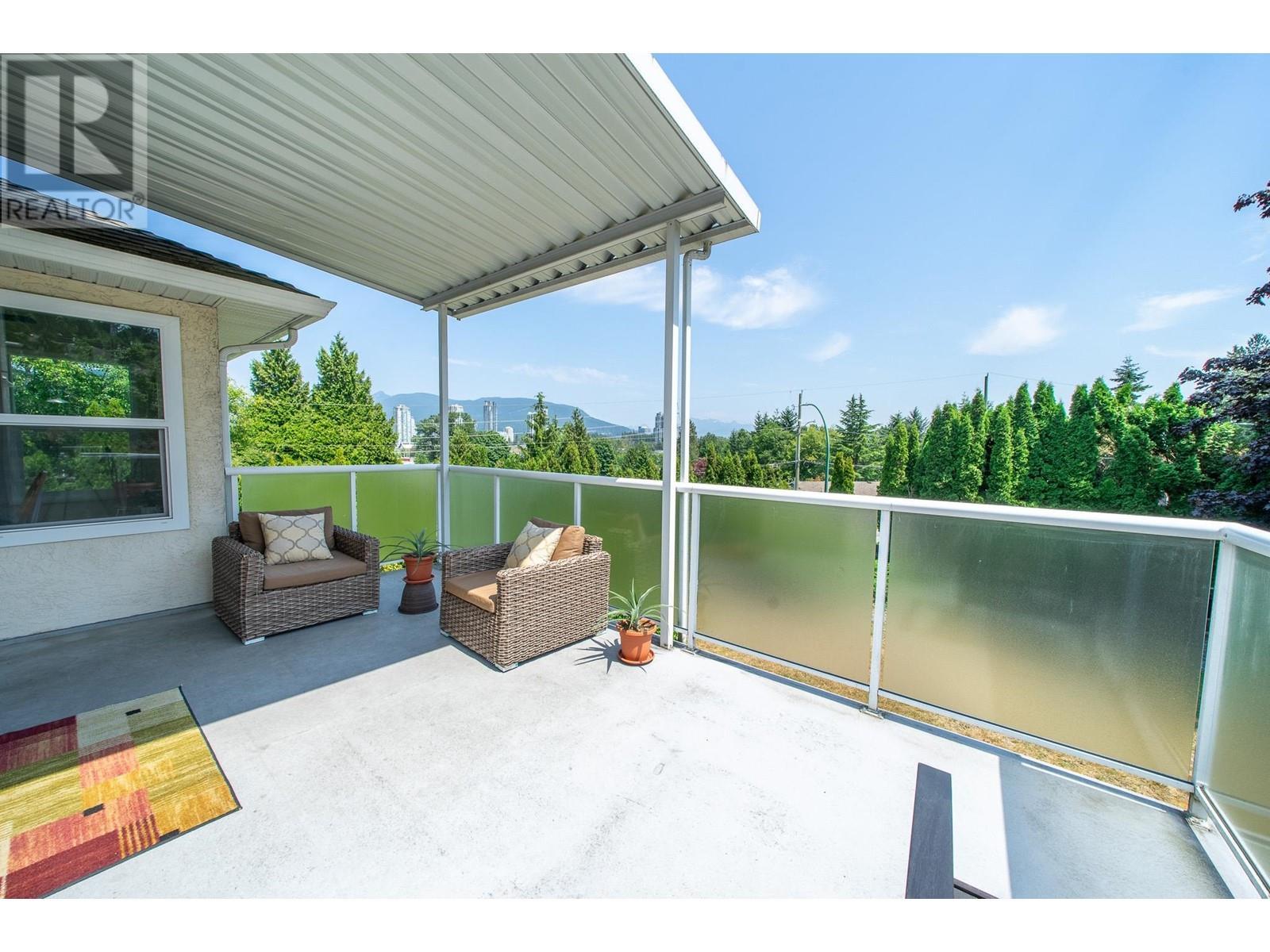 1053 Langara Court, Coquitlam, British Columbia  V3C 6B4 - Photo 13 - R2814785