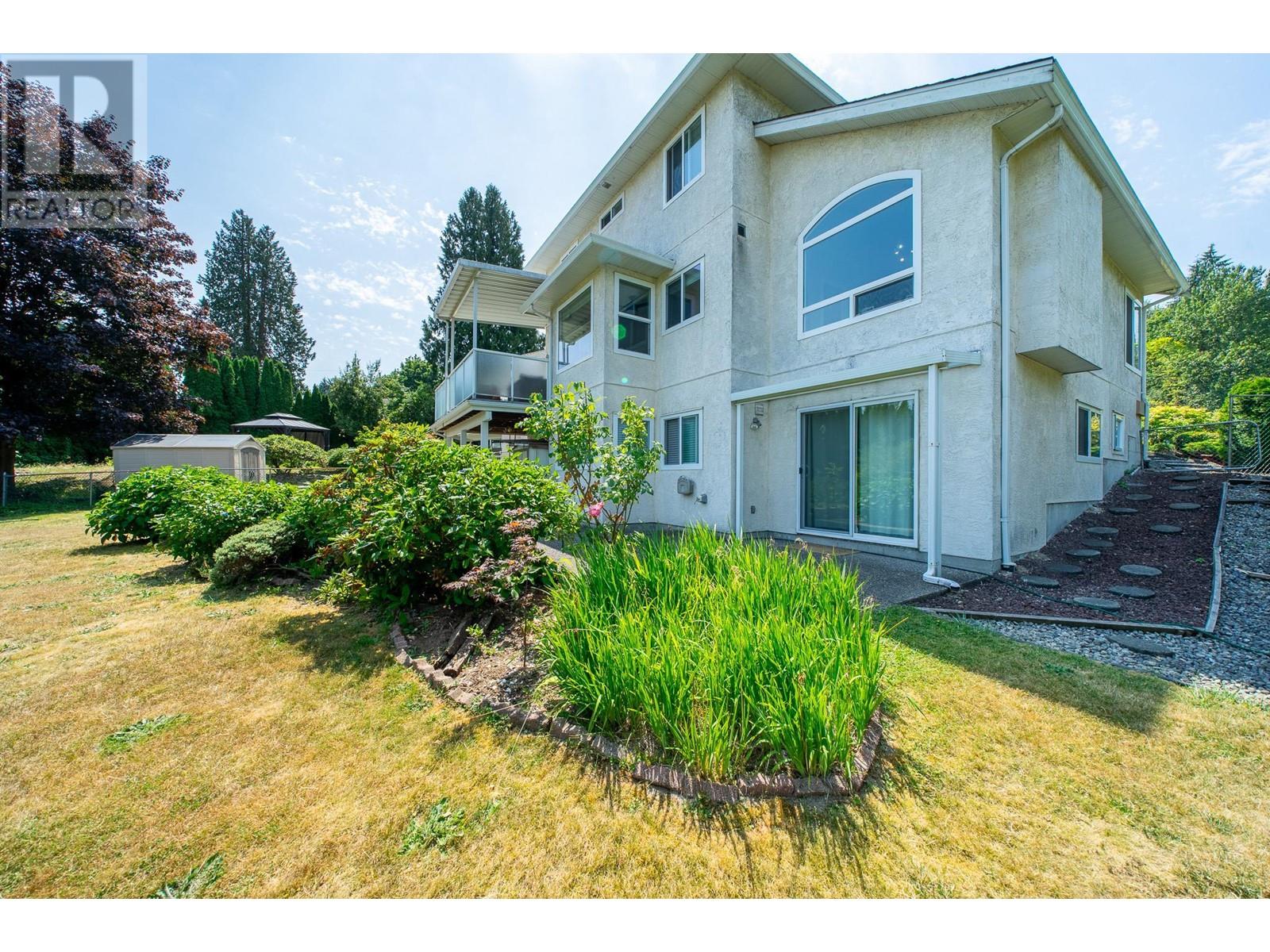 1053 Langara Court, Coquitlam, British Columbia  V3C 6B4 - Photo 31 - R2814785