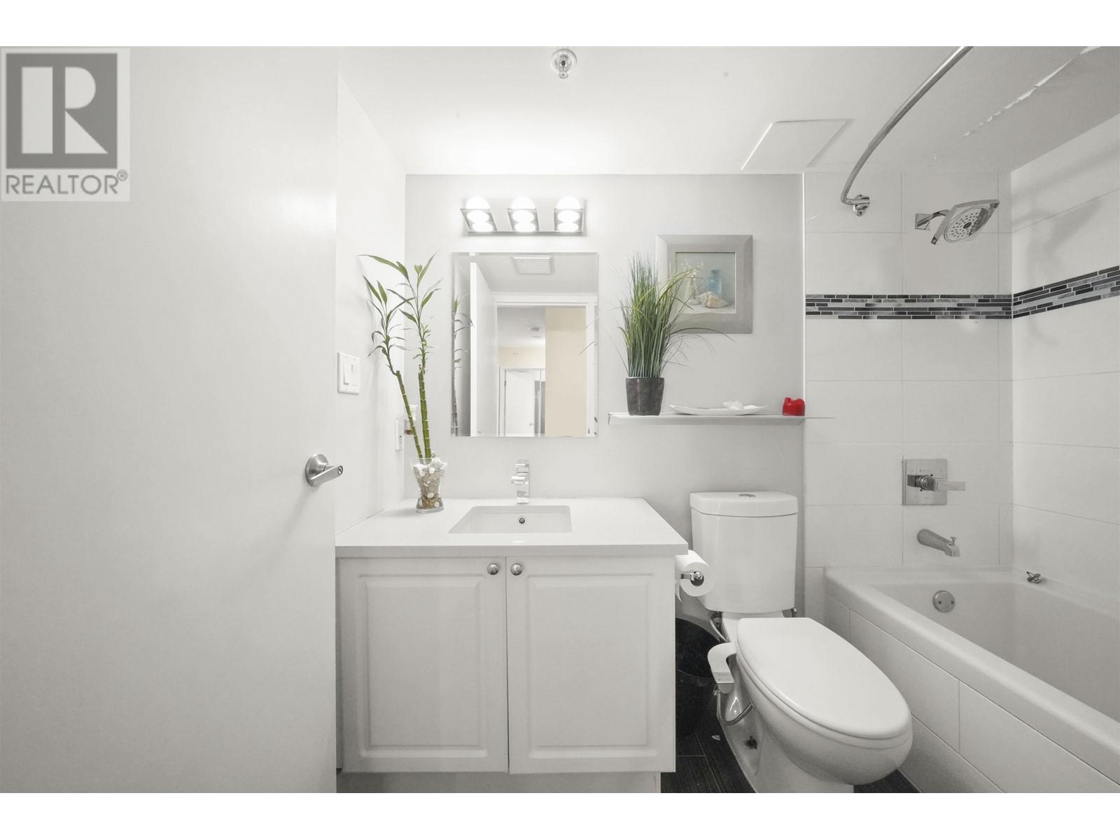 605 488 Helmcken Avenue, Vancouver, British Columbia  V6B 6E4 - Photo 10 - R2814592