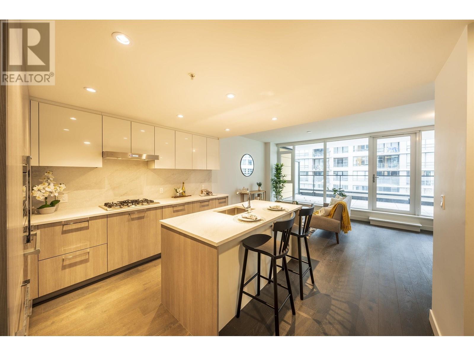 800 3200 CORVETTE WAY, richmond, British Columbia