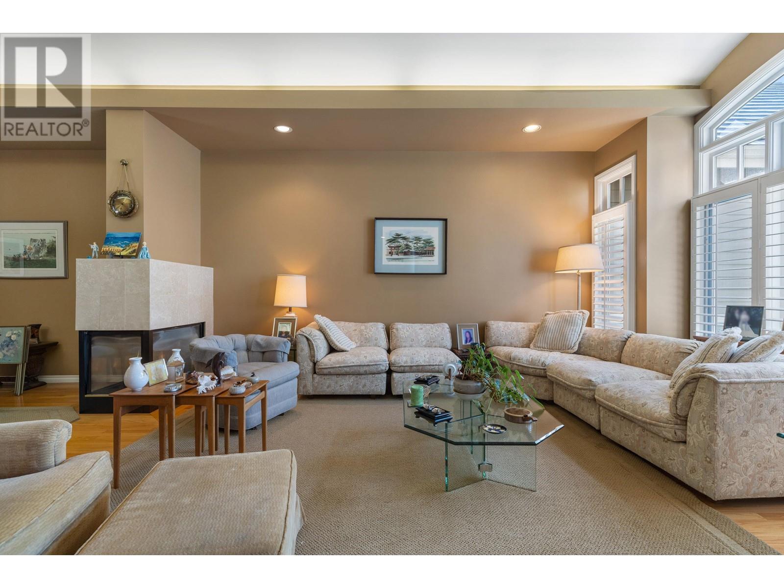 211 6505 3 Avenue, Delta, British Columbia  V4L 2N1 - Photo 9 - R2814841