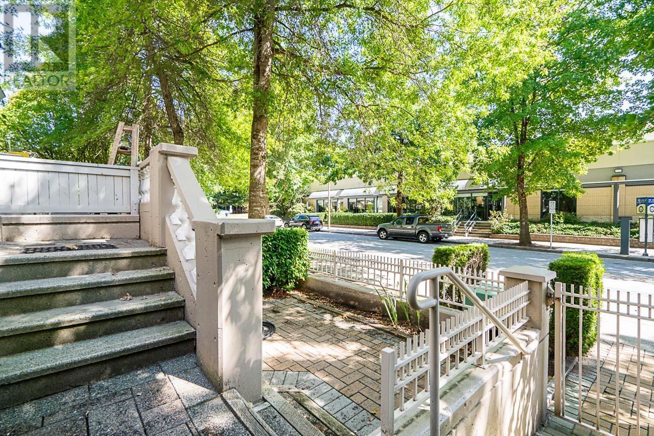 112 2990 Princess Crescent, Coquitlam, British Columbia  V3B 7R3 - Photo 4 - R2814843