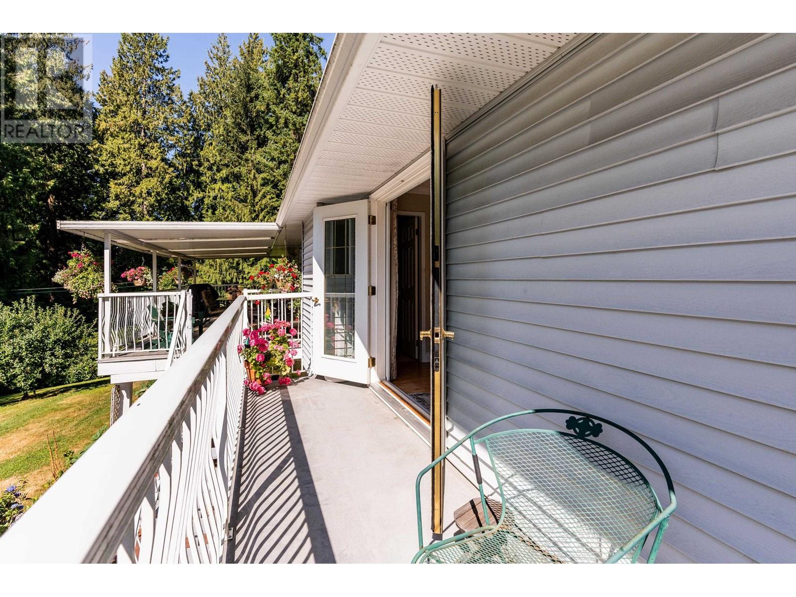 25816 98 Avenue, Maple Ridge, British Columbia  V2W 1T2 - Photo 13 - R2814834