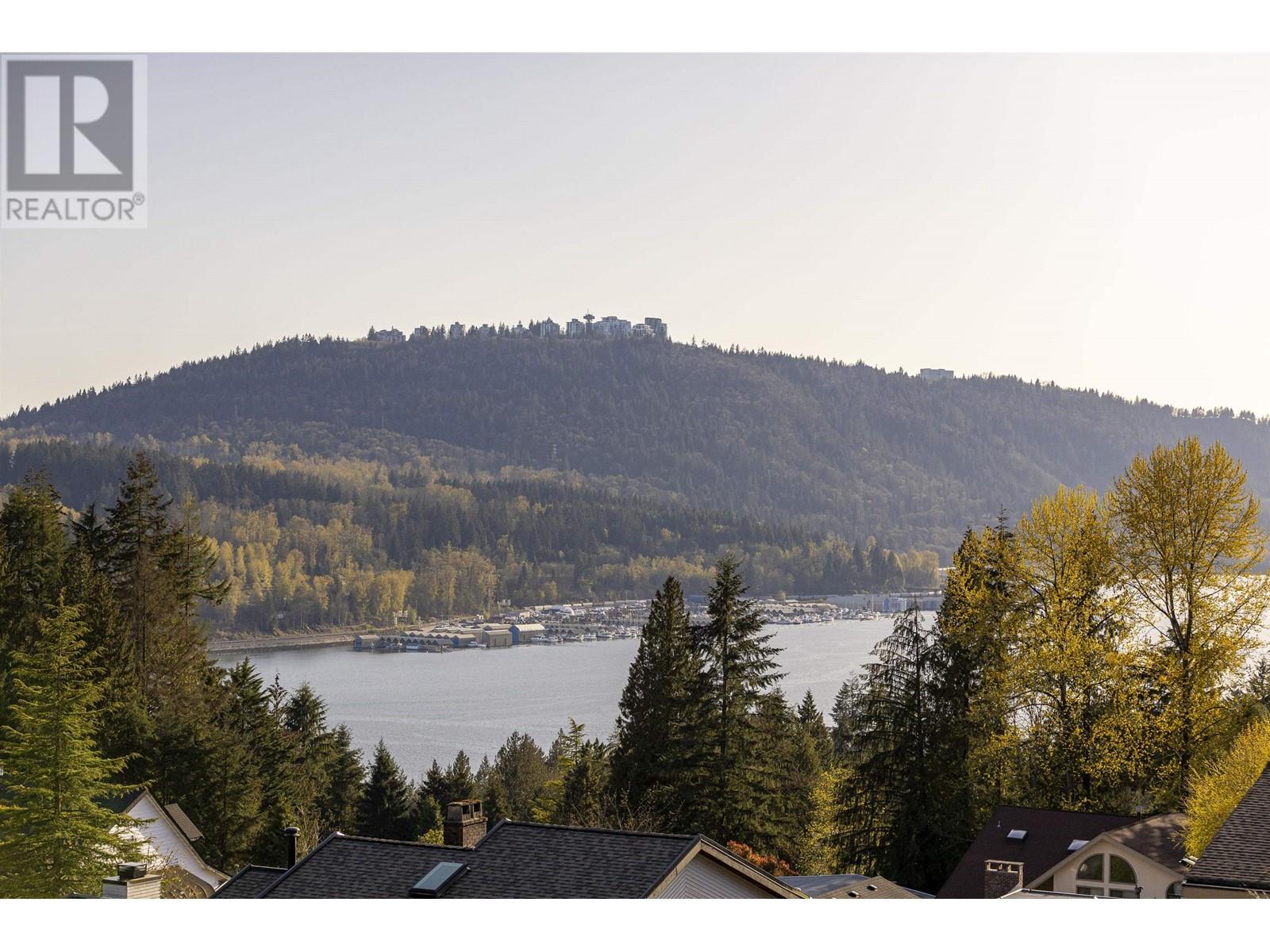 34 Darney Bay, Port Moody, British Columbia  V3H 3T9 - Photo 11 - R2814920