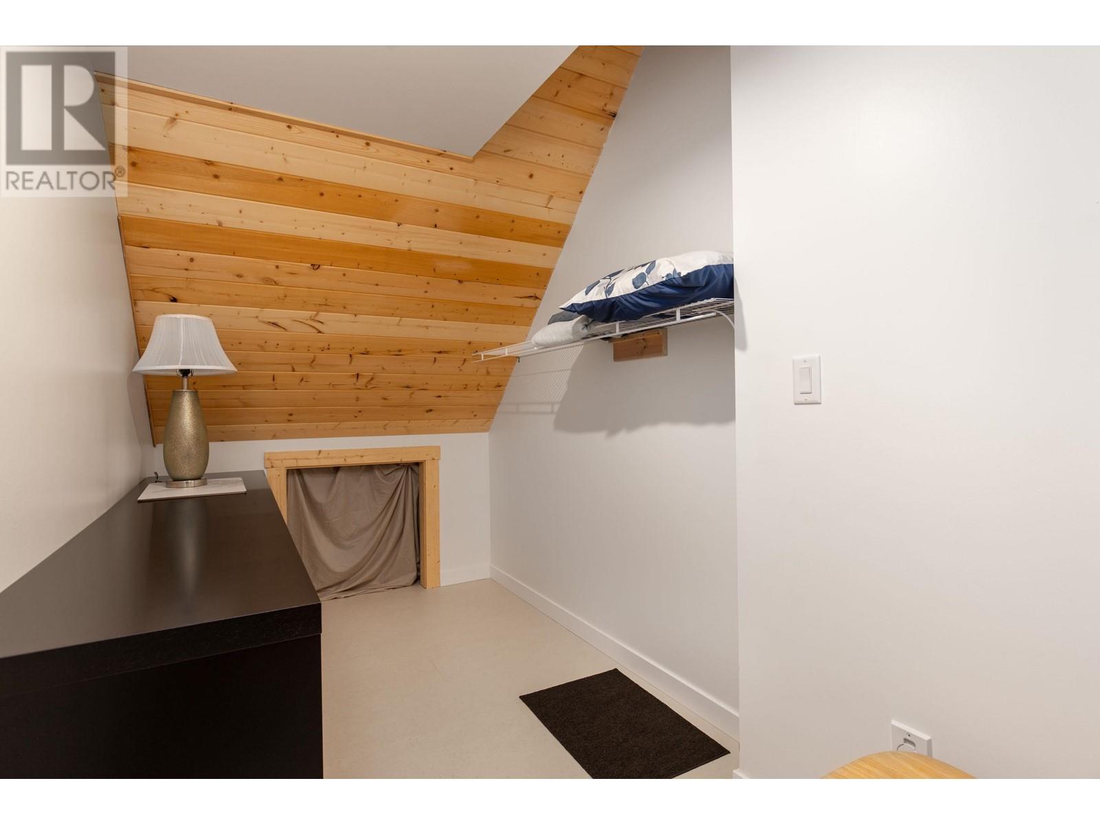 1033 Cedar Grove Road, Pemberton, British Columbia  V0N 2L2 - Photo 19 - R2814939
