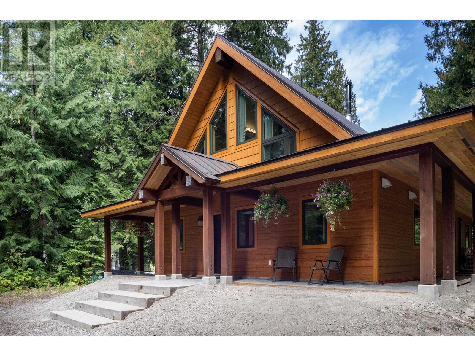 1033 Cedar Grove Road, Pemberton, British Columbia  V0N 2L2 - Photo 25 - R2814939