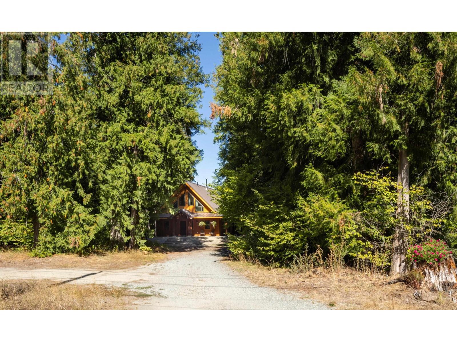 1033 Cedar Grove Road, Pemberton, British Columbia  V0N 2L2 - Photo 26 - R2814939
