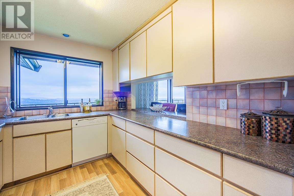 507 Craigmohr Place, West Vancouver, British Columbia  V7S 1X3 - Photo 10 - R2814948