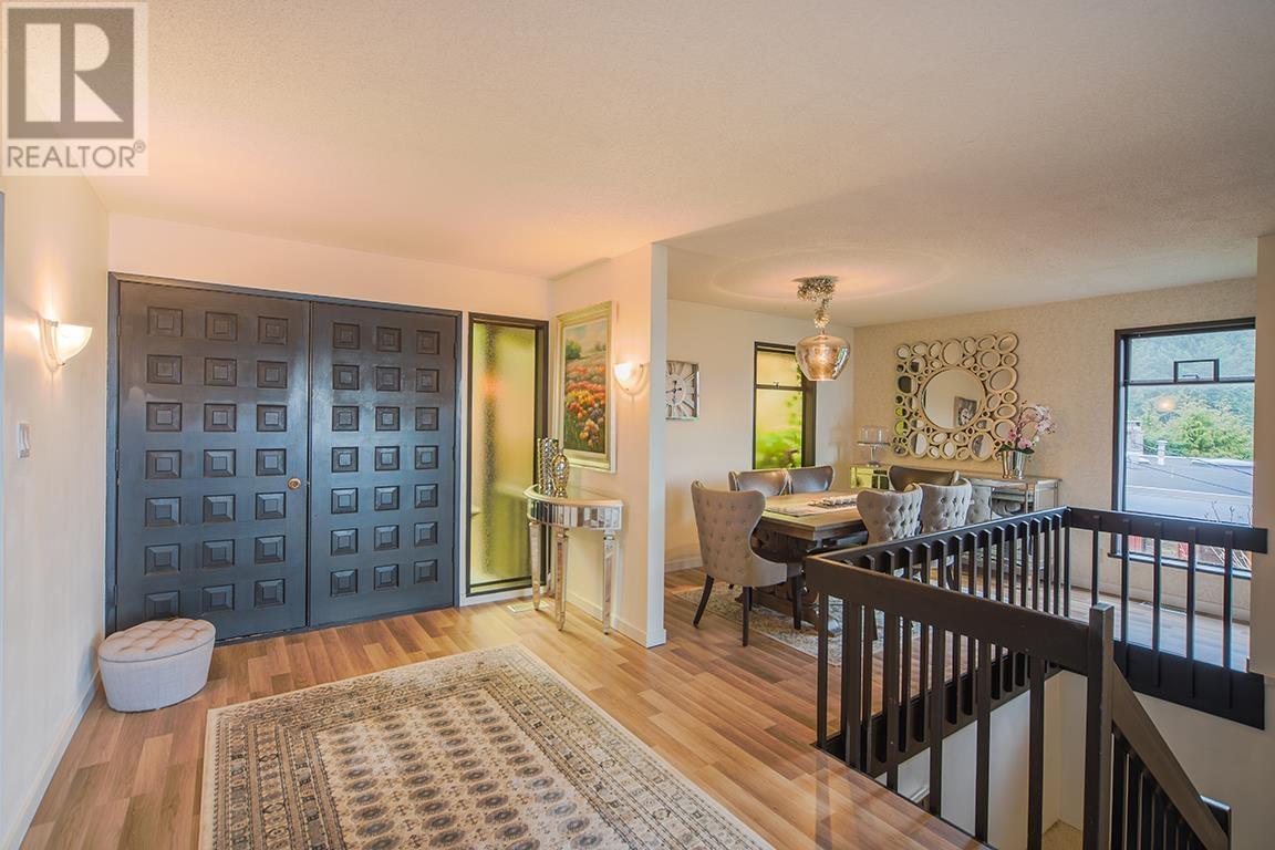 507 Craigmohr Place, West Vancouver, British Columbia  V7S 1X3 - Photo 12 - R2814948