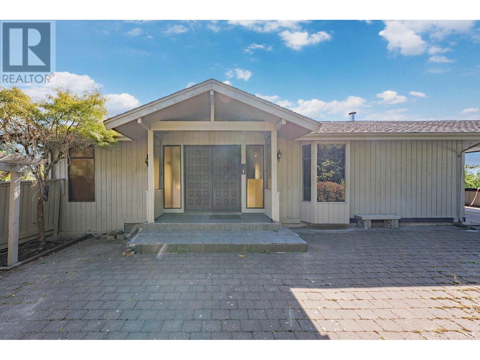 507 Craigmohr Place, West Vancouver, British Columbia  V7S 1X3 - Photo 3 - R2814948