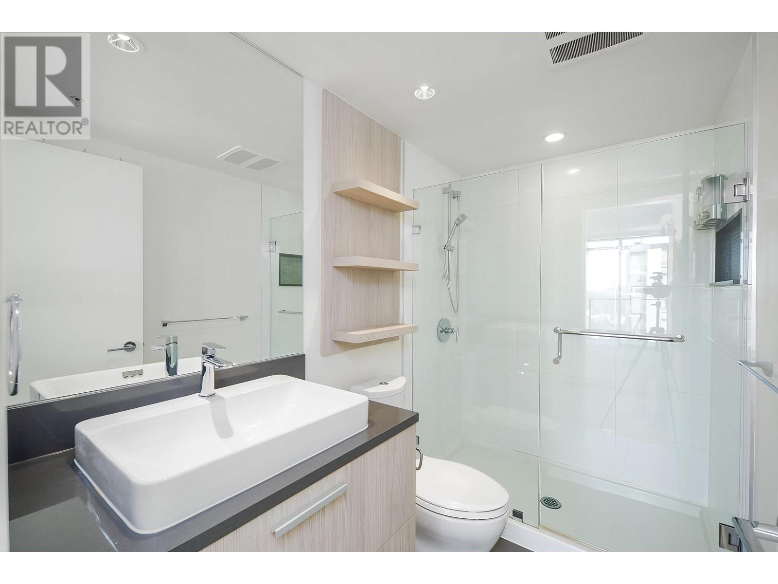 2807 3007 Glen Drive, Coquitlam, British Columbia  V3B 0L8 - Photo 39 - R2811201