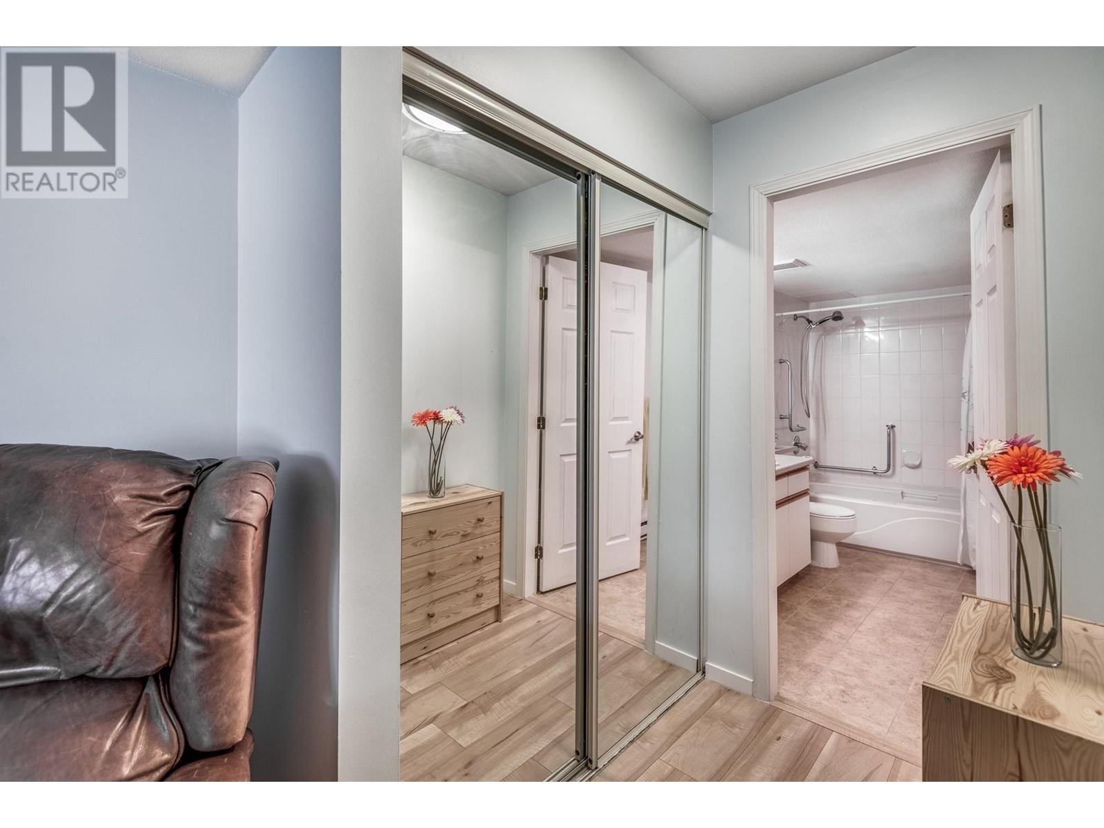 102 501 Cochrane Avenue, Coquitlam, British Columbia  V3J 7W5 - Photo 21 - R2790269