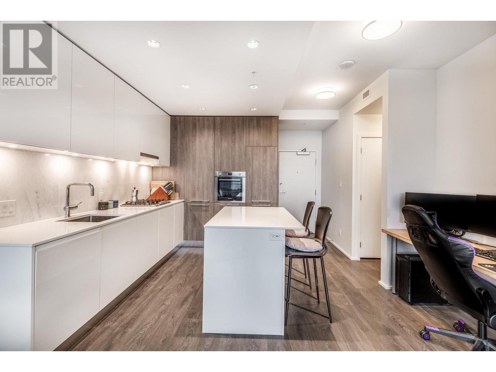 4711 1955 Alpha Way, Burnaby, British Columbia  V5C 0K6 - Photo 4 - R2812578