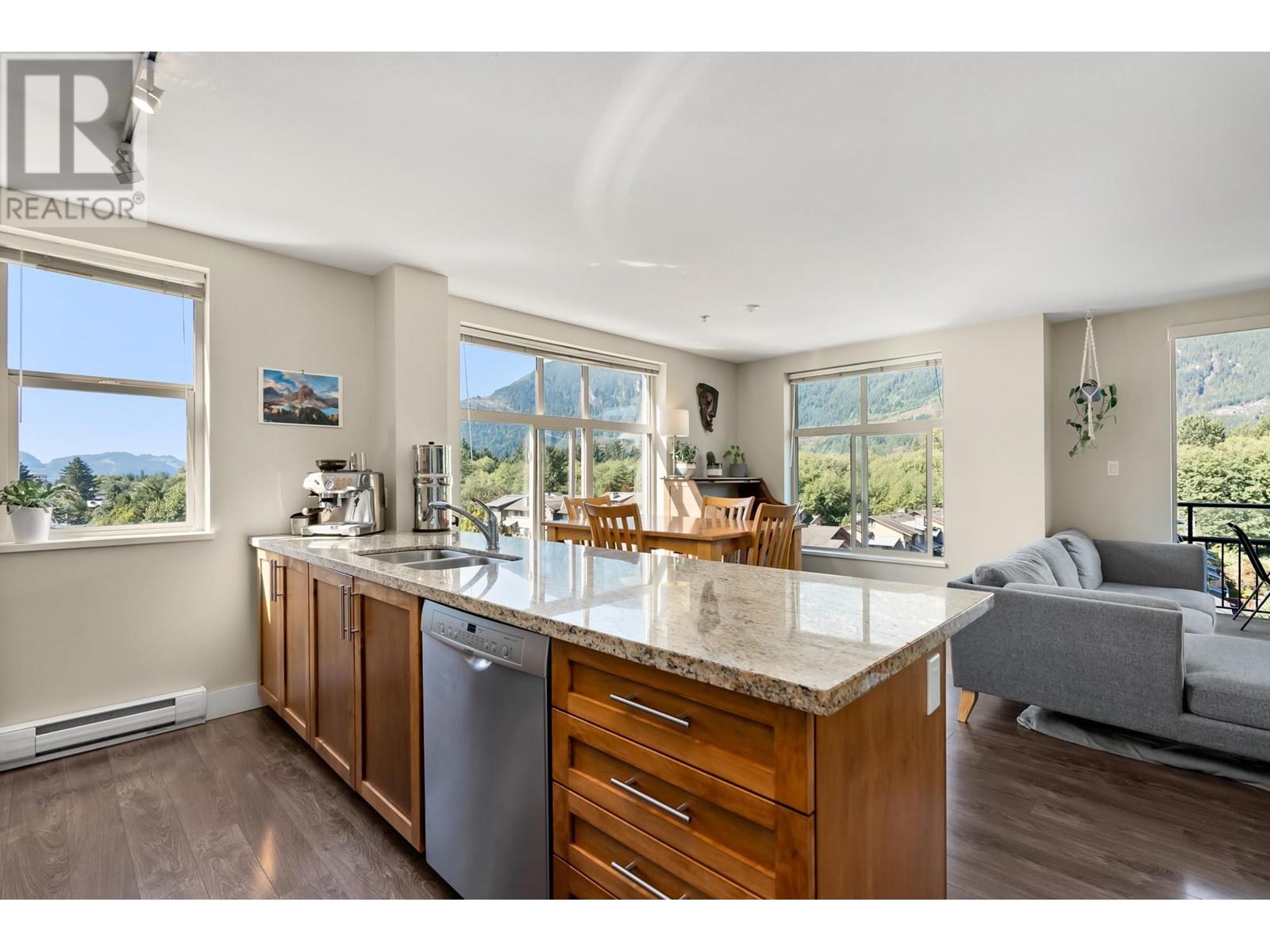 501 1211 Village Green Way, Squamish, British Columbia  V8B 0R7 - Photo 10 - R2814960