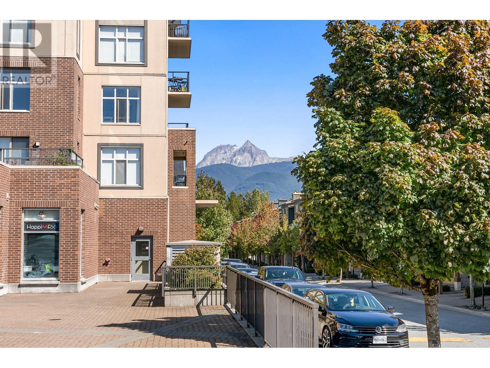 501 1211 Village Green Way, Squamish, British Columbia  V8B 0R7 - Photo 3 - R2814960