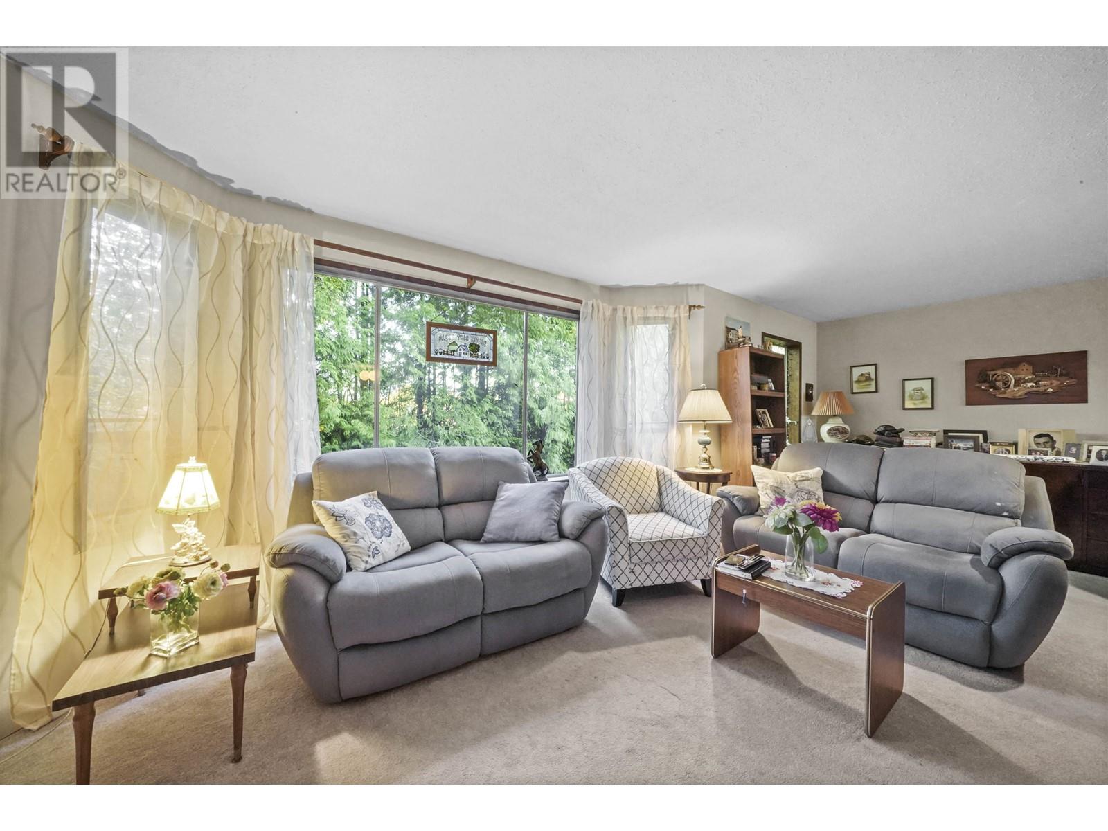 412 Prairie Avenue, Port Coquitlam, British Columbia  V3E 0A6 - Photo 5 - R2814976