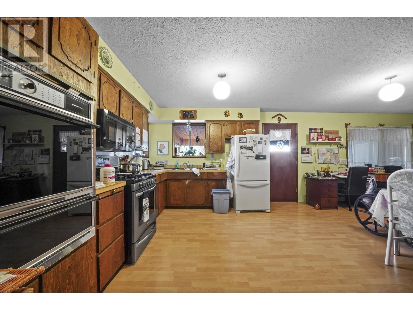 412 Prairie Avenue, Port Coquitlam, British Columbia  V3E 0A6 - Photo 7 - R2814976