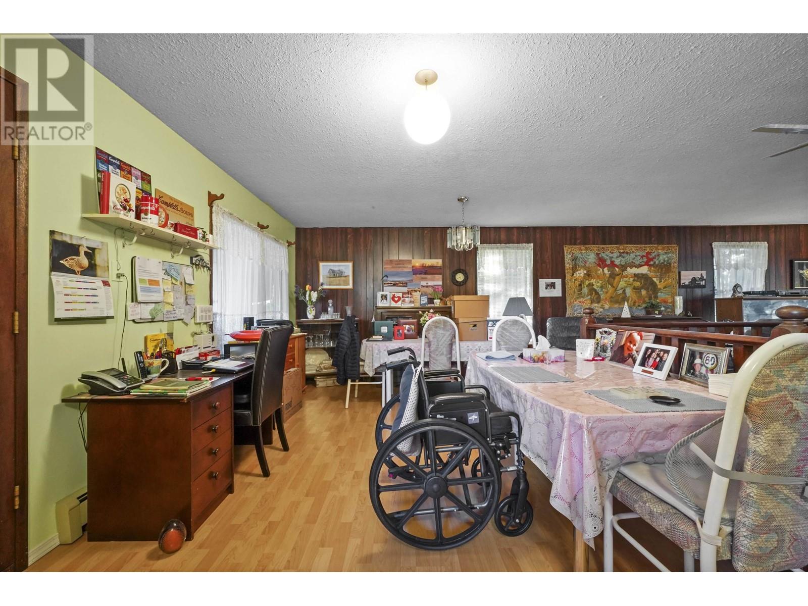 412 Prairie Avenue, Port Coquitlam, British Columbia  V3E 0A6 - Photo 8 - R2814976