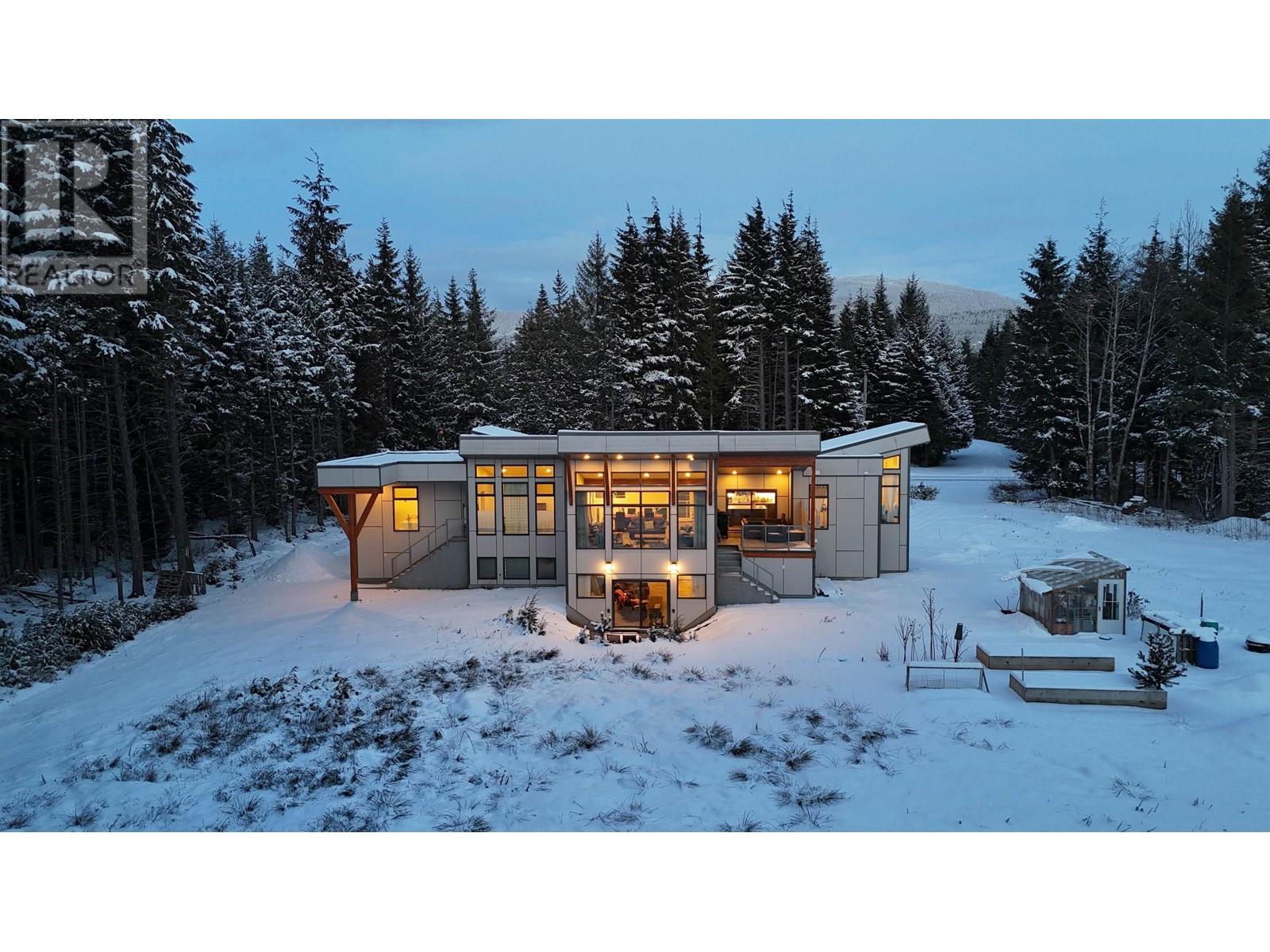 69 Elderberry Street, Kitimat, British Columbia  V8C 0A9 - Photo 4 - R2814519