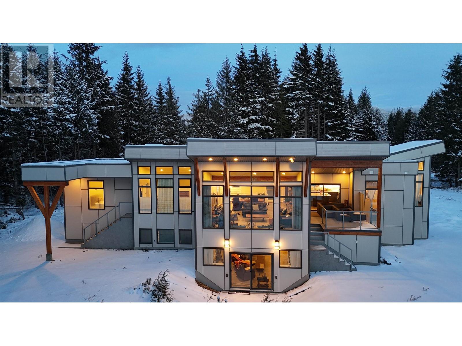 69 ELDERBERRY STREET, kitimat, British Columbia