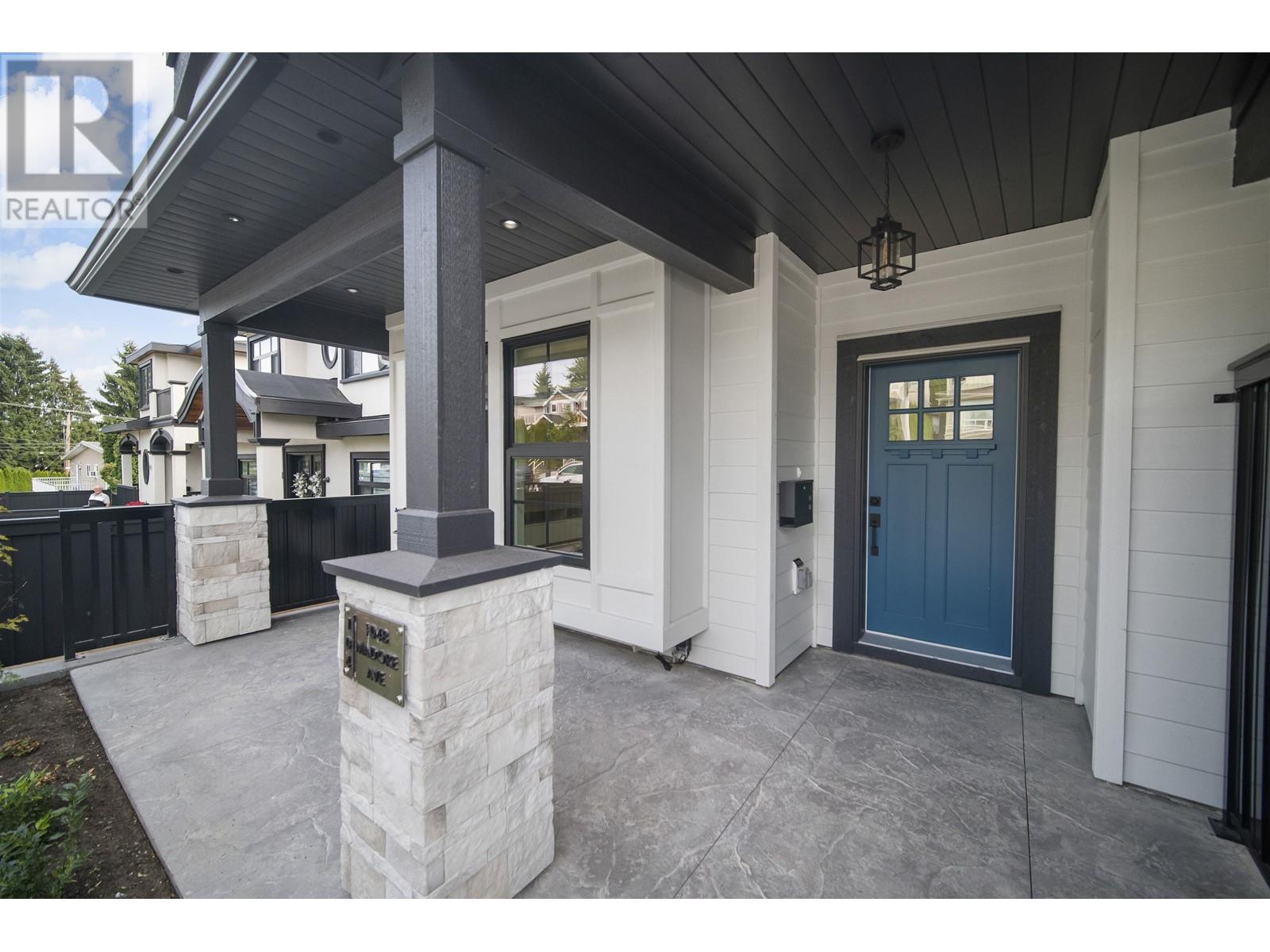 104 1048 Madore Avenue, Coquitlam, British Columbia  V3K 3B8 - Photo 3 - R2814176