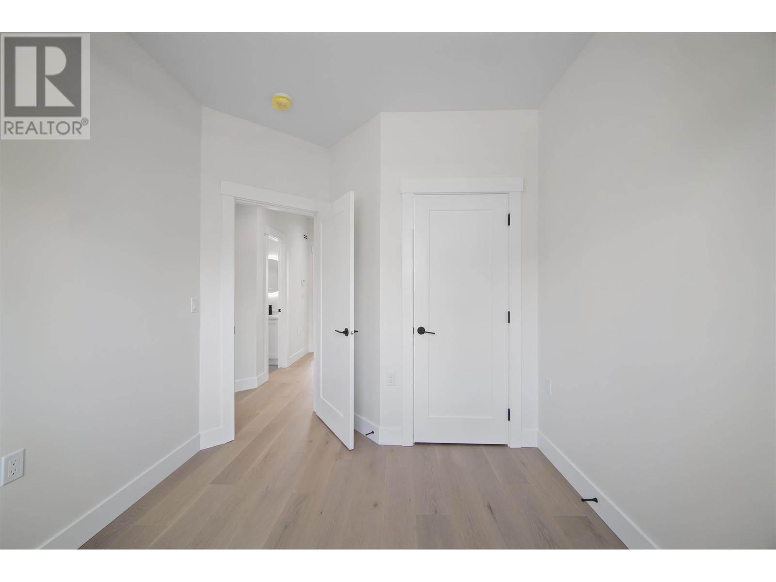 104 1048 Madore Avenue, Coquitlam, British Columbia  V3K 3B8 - Photo 10 - R2814176