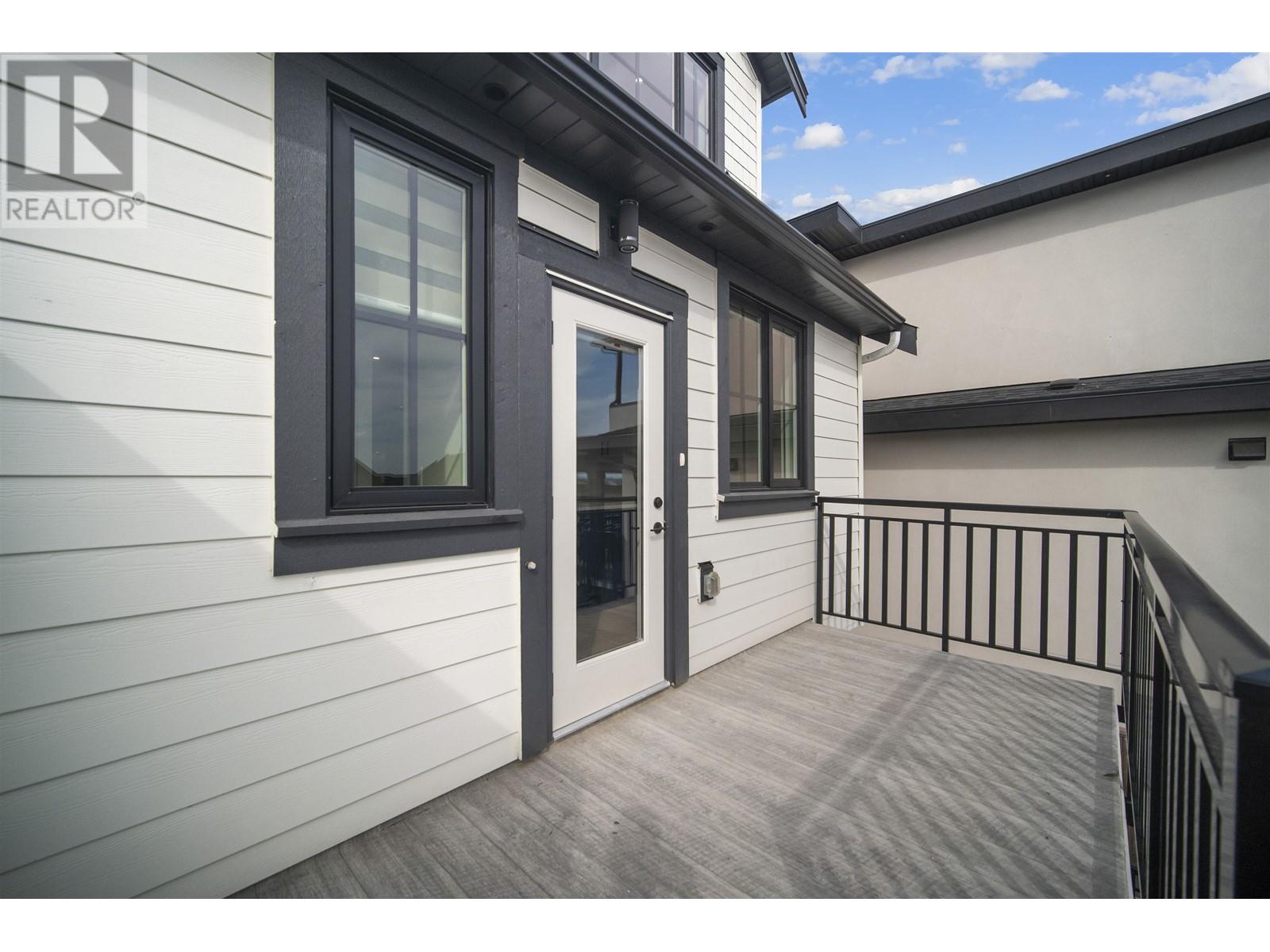 104 1048 Madore Avenue, Coquitlam, British Columbia  V3K 3B8 - Photo 21 - R2814176