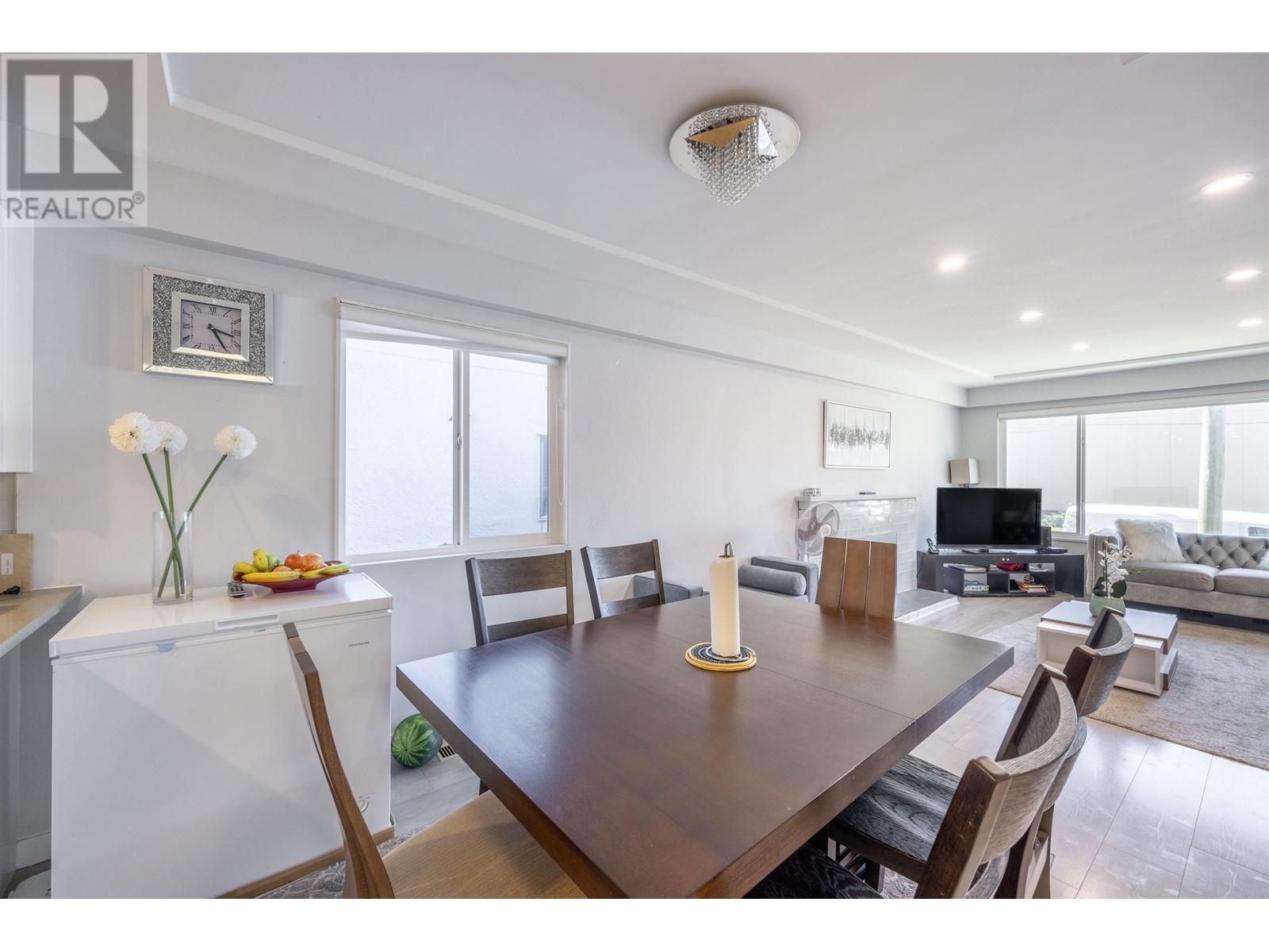 5168 Moss Street, Vancouver, British Columbia  V5R 3T7 - Photo 4 - R2814408