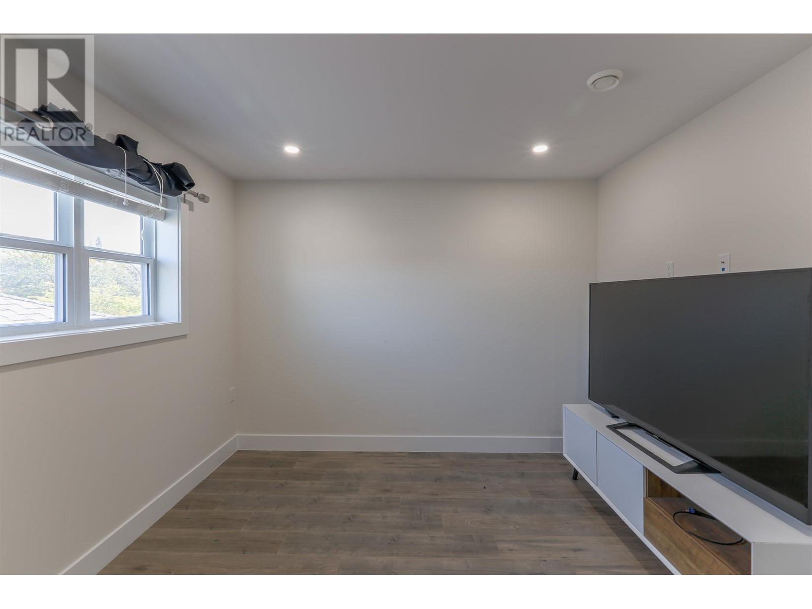 2255 E 35th Avenue, Vancouver, British Columbia  V5P 1C1 - Photo 18 - R2808048