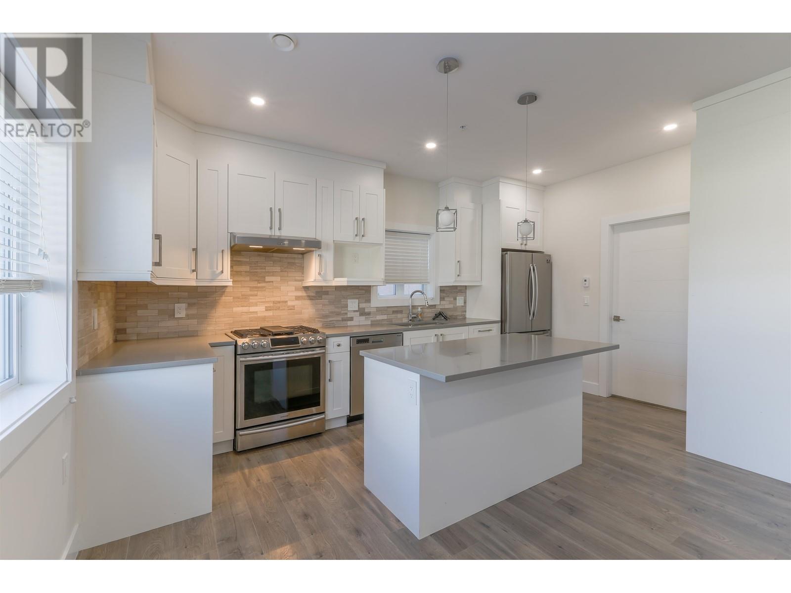 2255 E 35th Avenue, Vancouver, British Columbia  V5P 1C1 - Photo 9 - R2808048