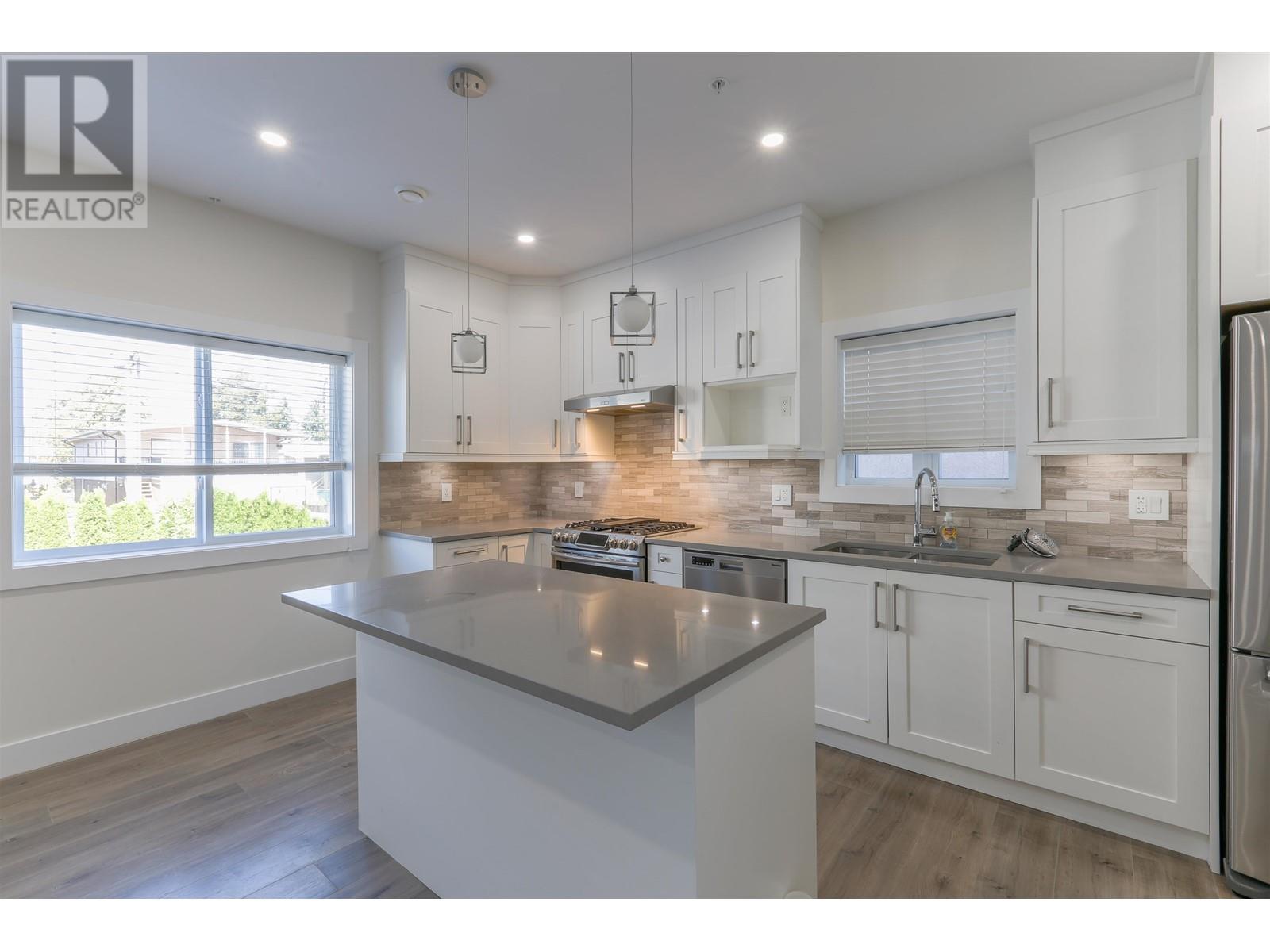 2255 E 35th Avenue, Vancouver, British Columbia  V5P 1C1 - Photo 8 - R2808048