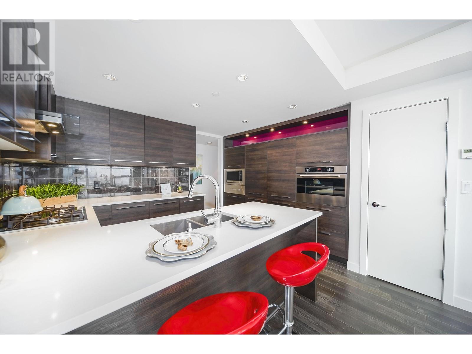 1710 7488 Lansdowne Road, Richmond, British Columbia  V7C 0B9 - Photo 5 - R2814390