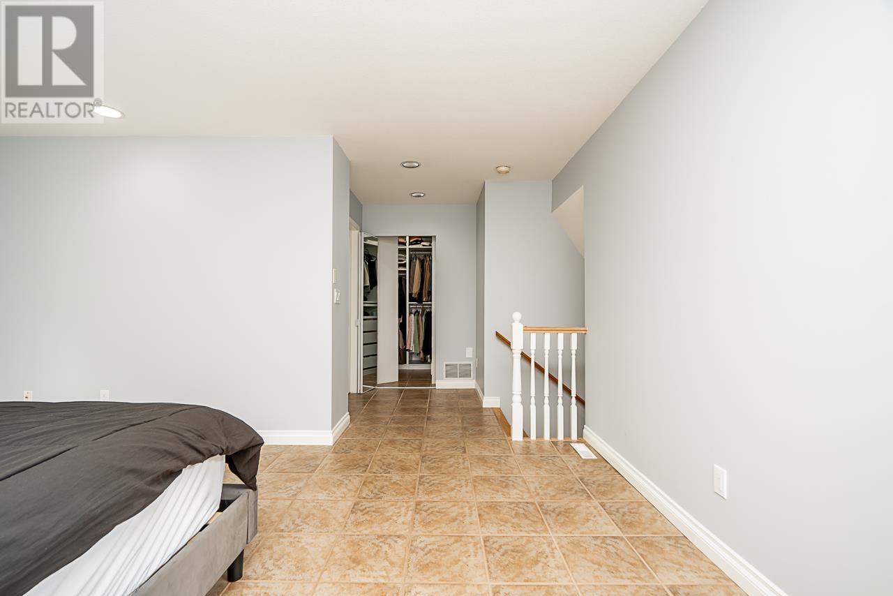10 2990 Panorama Drive, Coquitlam, British Columbia  V3E 2W5 - Photo 17 - R2814637