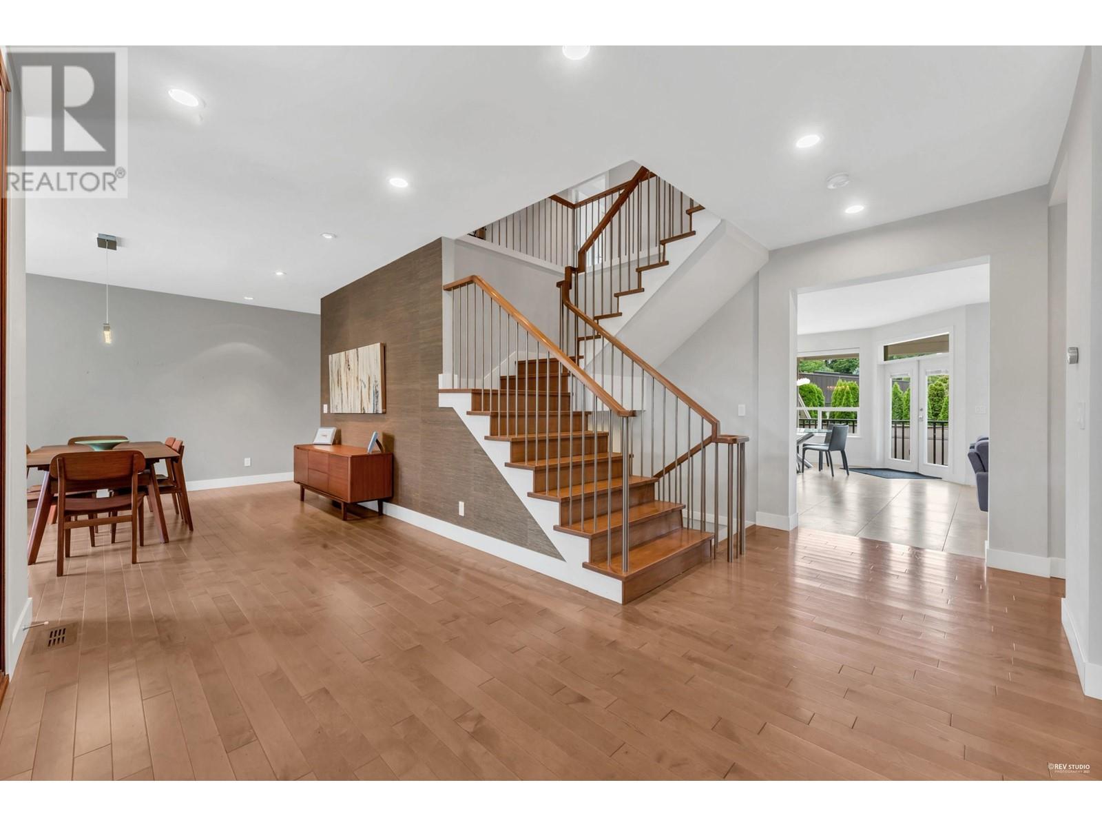 3801 Piper Avenue, Burnaby, British Columbia  V5A 3B2 - Photo 3 - R2813529