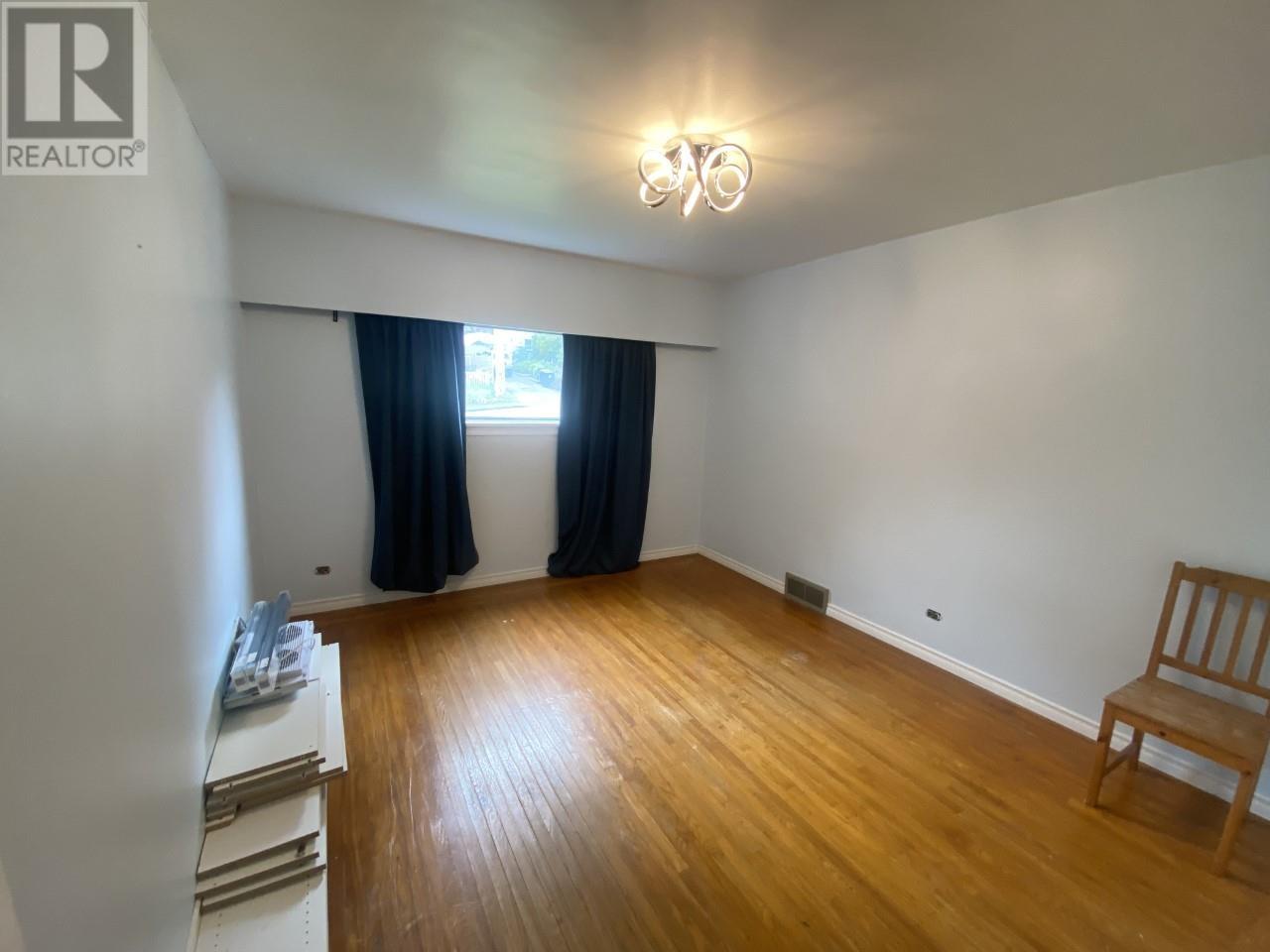427 Shiles Street, New Westminster, British Columbia  V3L 3K5 - Photo 5 - R2814699