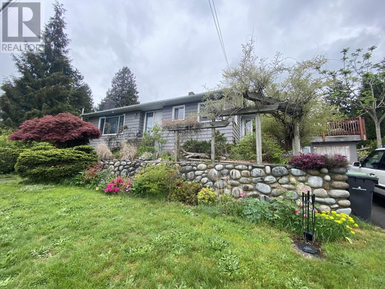 427 SHILES STREET, new westminster, British Columbia