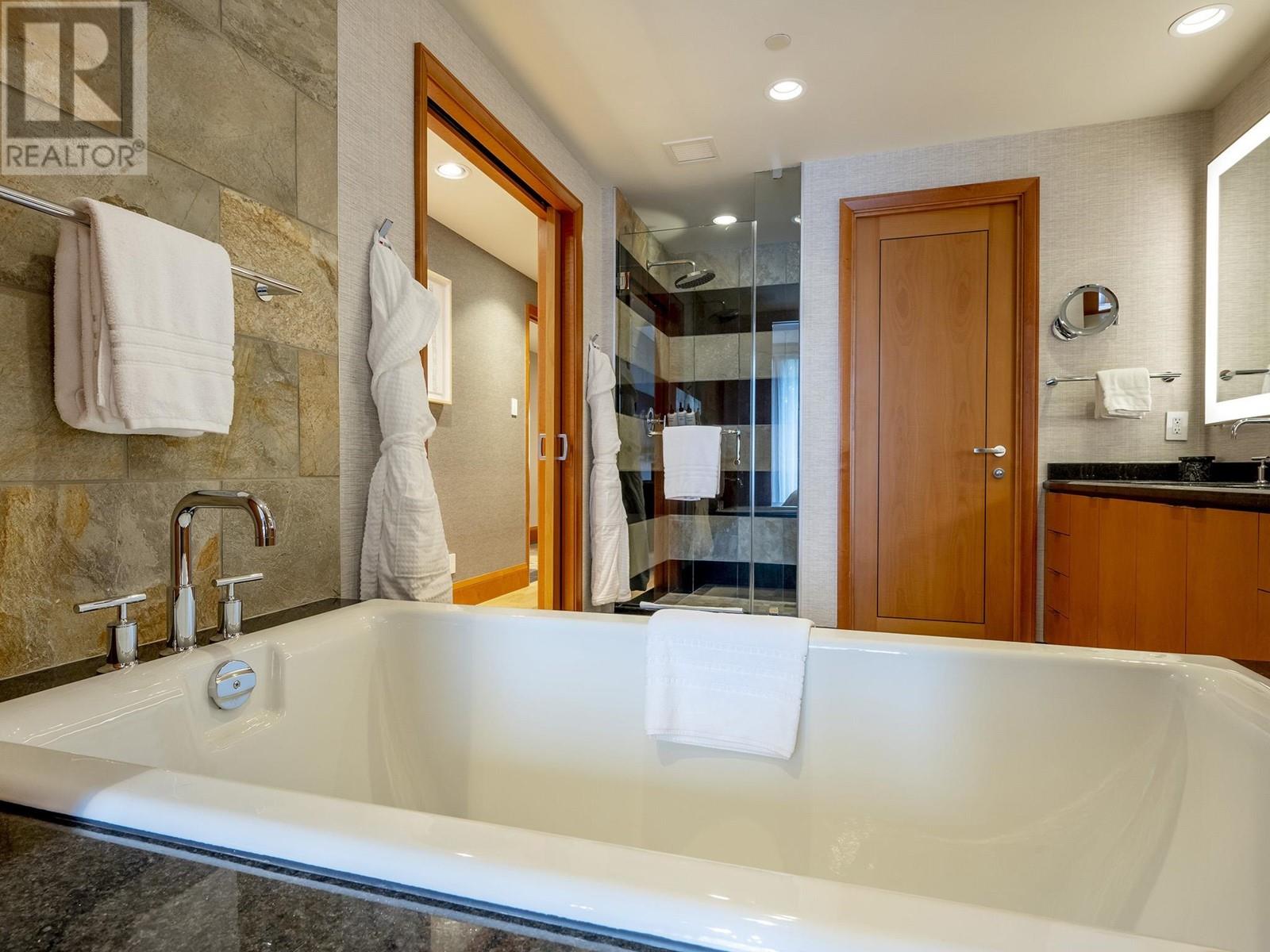 37 4617 Blackcomb Way, Whistler, British Columbia  V8E 0Y4 - Photo 24 - R2815102