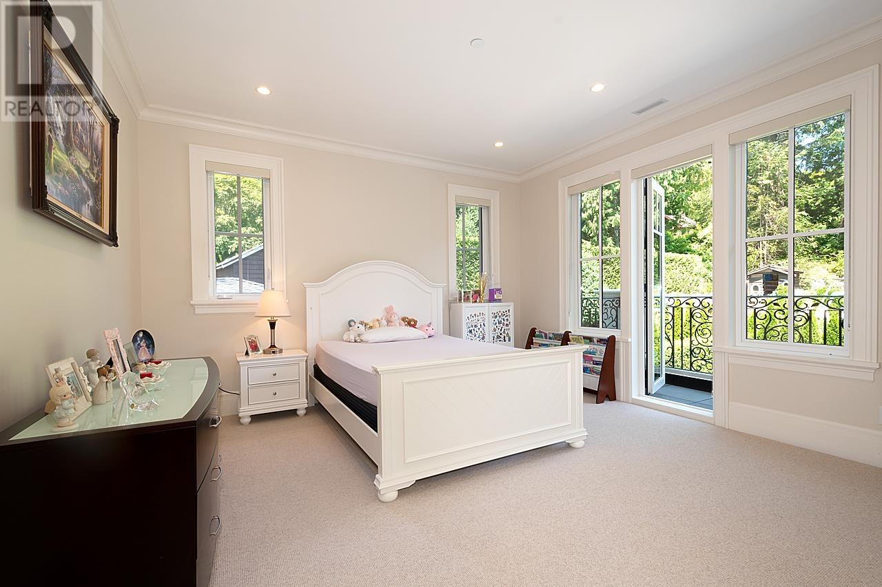 4665 Caulfeild Drive, West Vancouver, British Columbia  V7W 1E9 - Photo 18 - R2815106