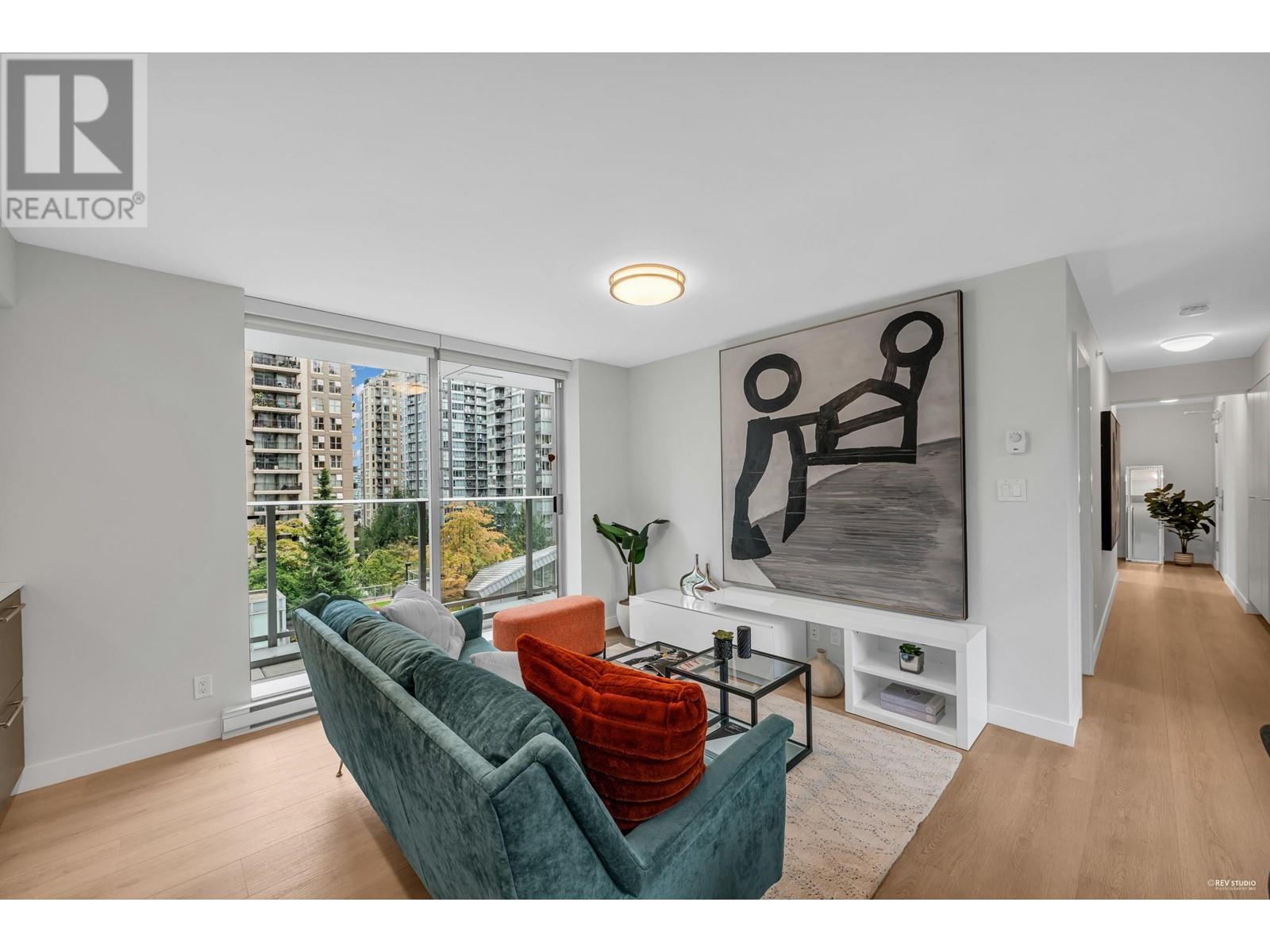 802 999 Seymour Street, Vancouver, British Columbia  V6B 0M5 - Photo 2 - R2814649