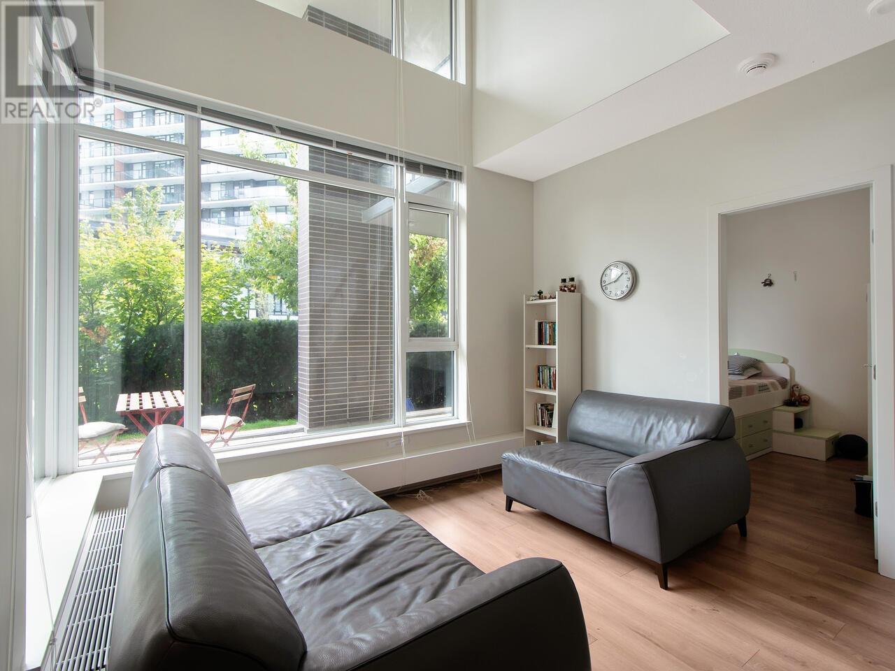 8840 University Crescent, Burnaby, British Columbia  V5A 4Y8 - Photo 5 - R2814874