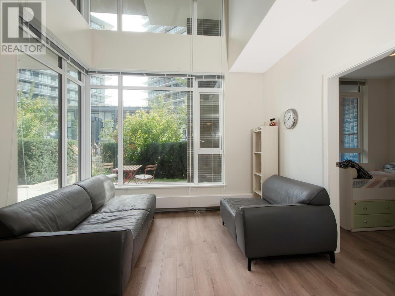 8840 University Crescent, Burnaby, British Columbia  V5A 4Y8 - Photo 3 - R2814874