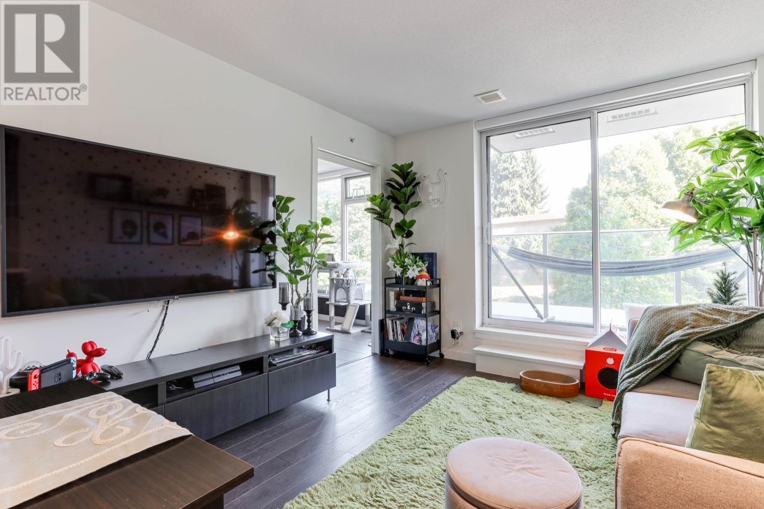 310 5470 Ormidale Street, Vancouver, British Columbia  V5R 0G6 - Photo 2 - R2815133