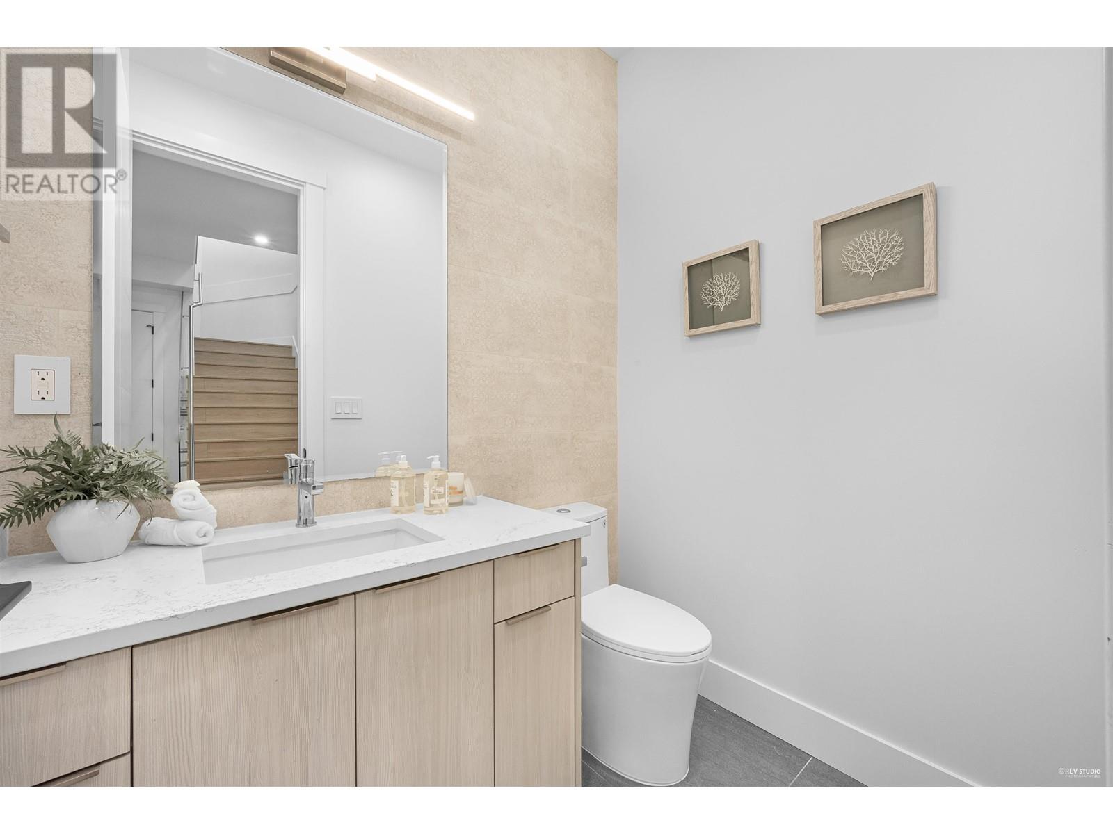 101 1334 Charland Avenue, Coquitlam, British Columbia  V3K 3L3 - Photo 14 - R2815248