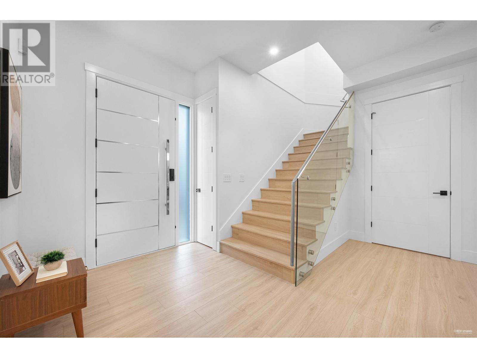 101 1334 Charland Avenue, Coquitlam, British Columbia  V3K 3L3 - Photo 15 - R2815248