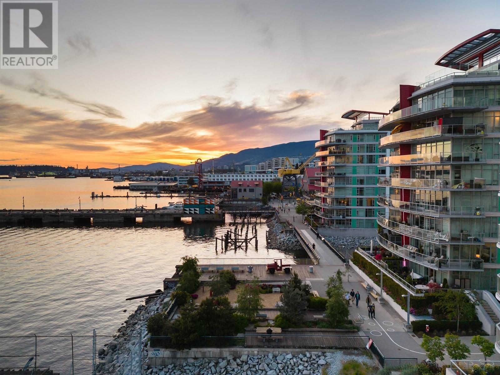 402 185 Victory Ship Way, North Vancouver, British Columbia  V7L 0G2 - Photo 28 - R2815266