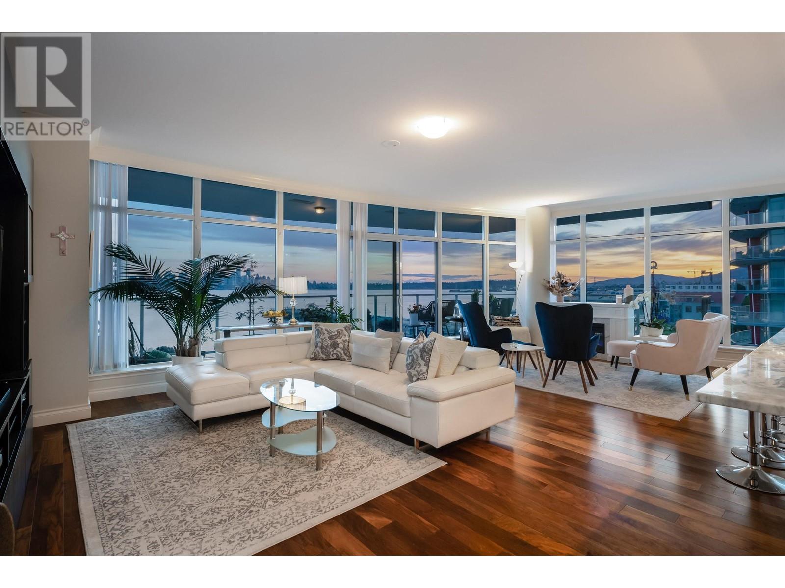 402 185 Victory Ship Way, North Vancouver, British Columbia  V7L 0G2 - Photo 5 - R2815266